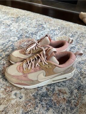 Nike Women’s Pink & Beige Air Max Style Sneakers